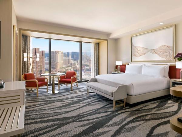 Conrad Las Vegas At Resorts World : photo 4 de la chambre chambre lit king-size premium - vue sur strip - accessible aux personnes malentendantes