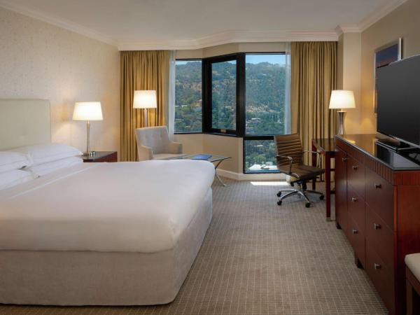 Hilton Los Angeles-Universal City : photo 2 de la chambre chambre lit king-size