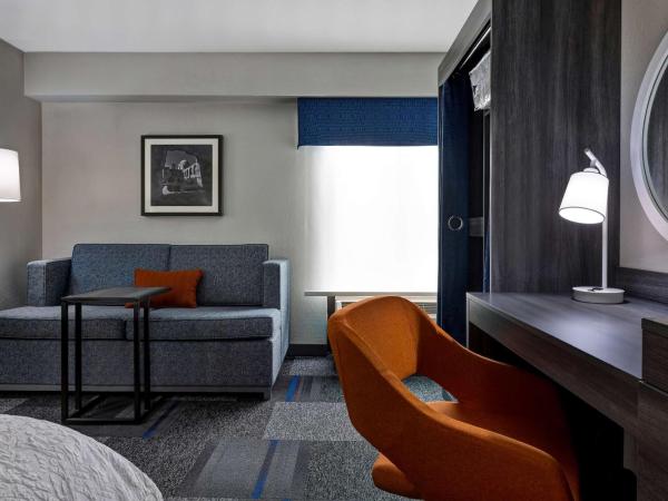 Hampton Inn San Antonio Downtown : photo 1 de la chambre chambre lit king-size avec canapé-lit - non-fumeurs