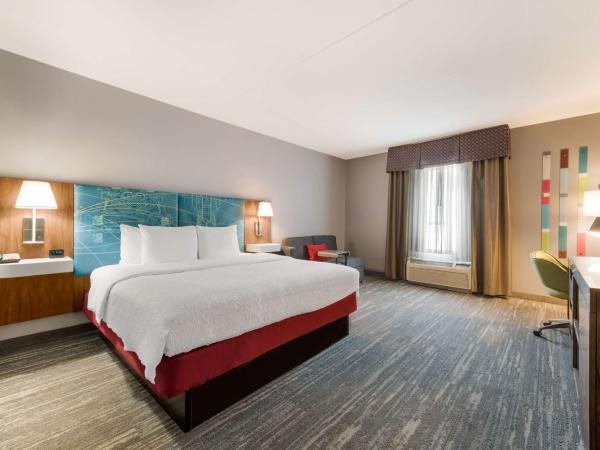 Hampton Inn & Suites Charlotte-Airport : photo 3 de la chambre chambre lit king-size - non-fumeurs