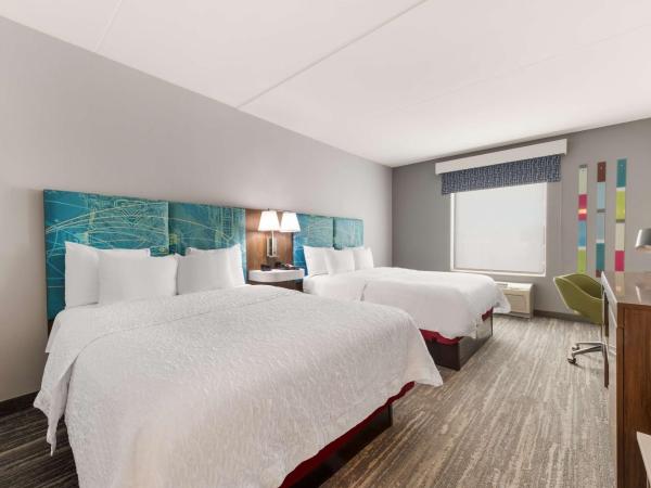 Hampton Inn & Suites Charlotte-Airport : photo 4 de la chambre chambre 2 lits queen-size - non-fumeurs