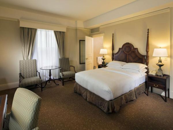 The Seelbach Hilton Louisville : photo 2 de la chambre suite deluxe avec lit king-size