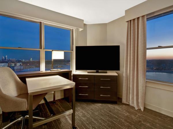 Homewood Suites by Hilton Philadelphia-City Avenue : photo 1 de la chambre suite 1 chambre lit king-size - non-fumeurs