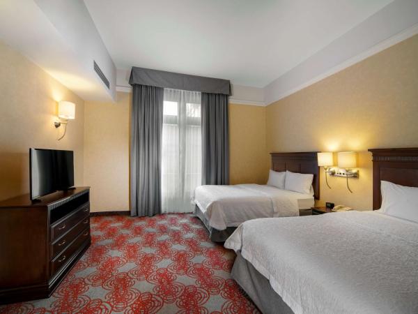 Hampton Inn & Suites Mexico City - Centro Historico : photo 3 de la chambre suite queen non-fumeurs avec canapé-lit 

