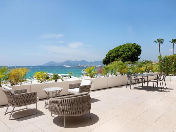JW Marriott Cannes : photo 3 de la chambre suite vice-présidentielle avec terrasse - front de mer