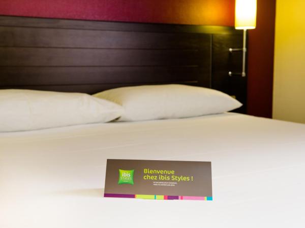 ibis Styles Nantes Centre Place Royale : photo 2 de la chambre hébergement 2 chambres à proximité 