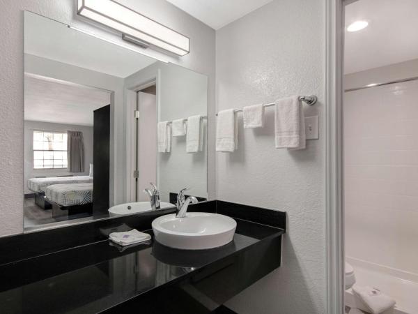 Studio 6 San Antonio TX Northwest Medical Center : photo 6 de la chambre chambre lit king-size - non-fumeurs