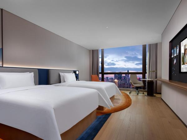Hampton by Hilton Shenzhen Futian Port : photo 2 de la chambre chambre lits jumeaux deluxe