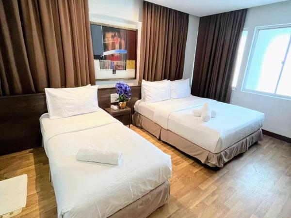 Frenz Hotel Kuala Lumpur : photo 2 de la chambre chambre familiale de luxe avec fenêtre