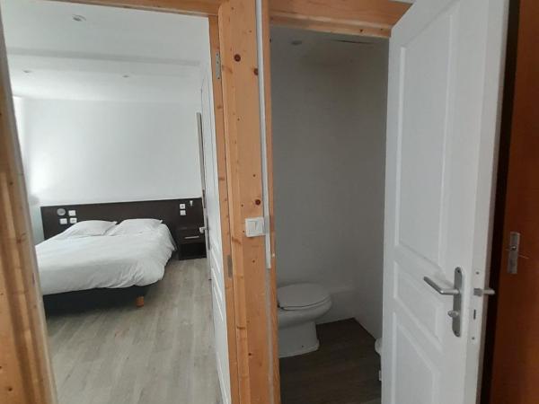 Hotel Au Spatial : photo 1 de la chambre chambre familiale
