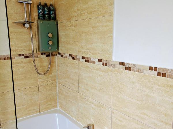 McCrae's Bed and Breakfast : photo 6 de la chambre grande chambre double ou lits jumeaux