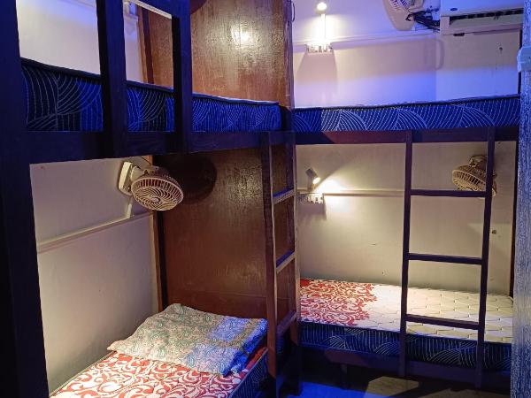 Frazyone hostel : photo 2 de la chambre lit dans un dortoir de 4 lits