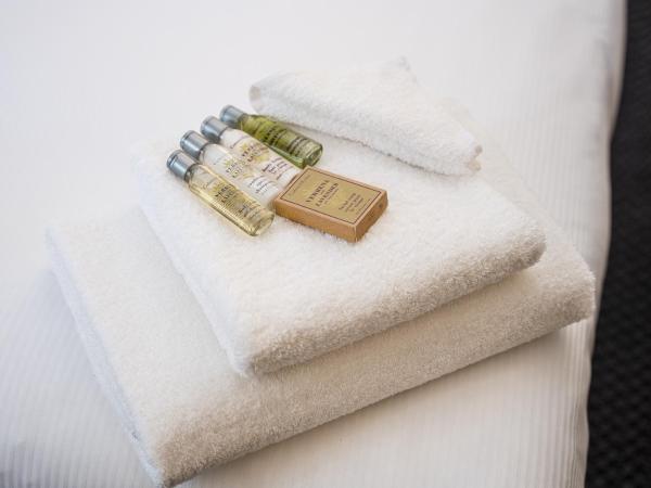 Hilton Garden Inn Birmingham Brindley Place : photo 5 de la chambre chambre lit queen-size 