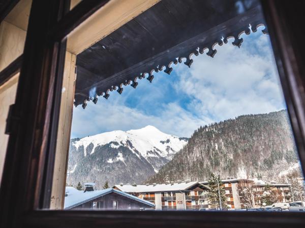 Nant Morzine : photo 4 de la chambre chambre triple avec salle de bains privative