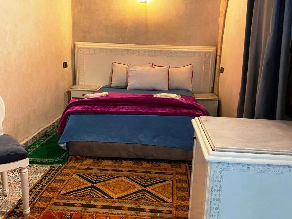 RIAD Tamazouzt : photo 10 de la chambre chambre double avec salle de bains privative