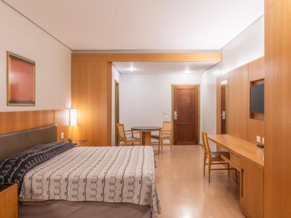 DELPLAZA Excelsior São Paulo - By Monreale : photo 1 de la chambre chambre double avec lit d'appoint