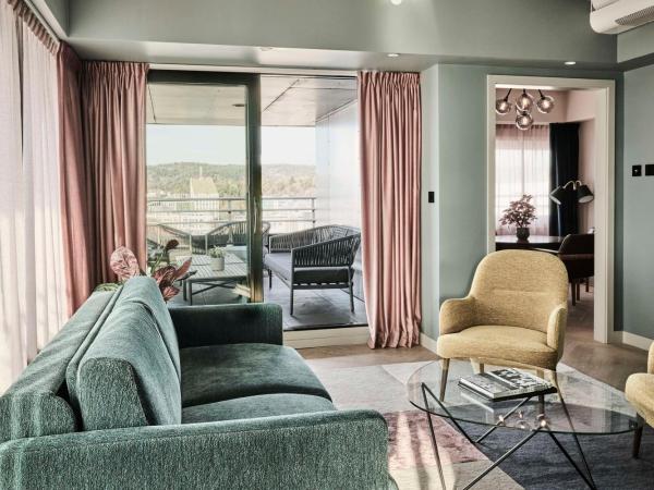 Radisson Blu Caledonien Hotel, Kristiansand : photo 2 de la chambre presidential suite with balcony and harbor view