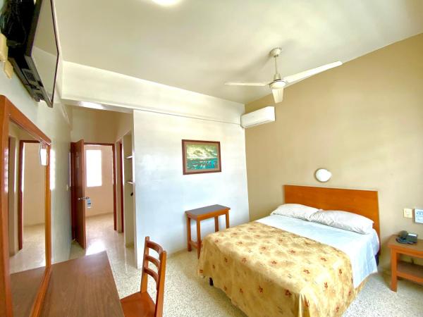 Hotel Delfines : photo 4 de la chambre chambre double