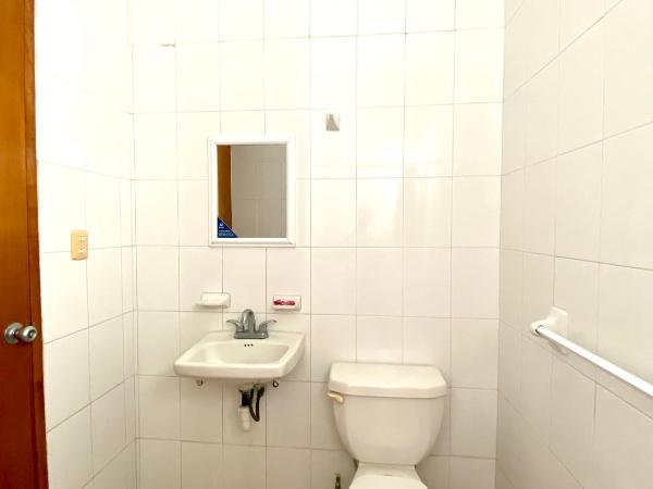Hotel Delfines : photo 8 de la chambre chambre double