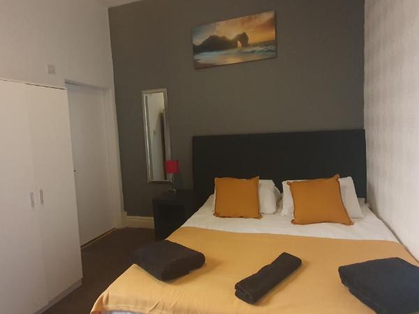 Las Palmas Hotel by the Sea : photo 4 de la chambre chambre double avec salle de bains privative