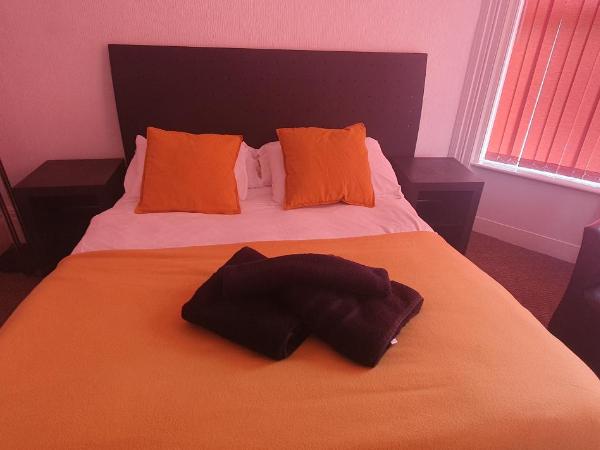 Las Palmas Hotel by the Sea : photo 1 de la chambre chambre double avec salle de bains privative