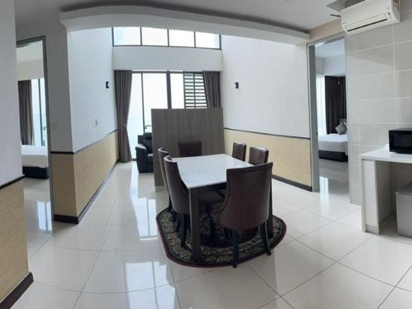 D'Wharf Hotel & Serviced Residence : photo 2 de la chambre suite en duplex
