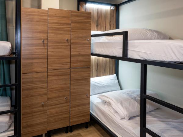 SOM Hostel By The Venue : photo 2 de la chambre lit dans dortoir mixte de 8 lits 