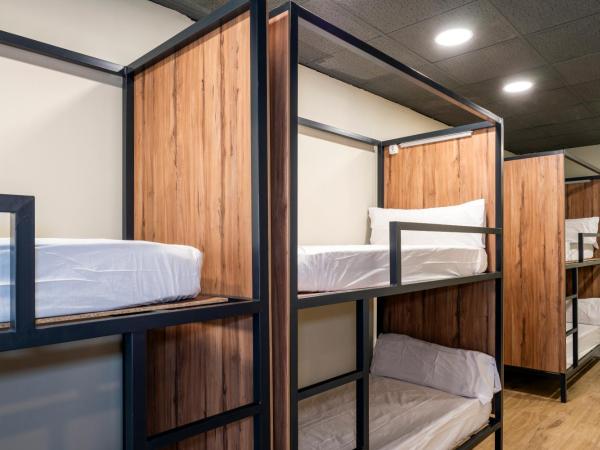 SOM Hostel By The Venue : photo 3 de la chambre lit dans dortoir mixte de 10 lits