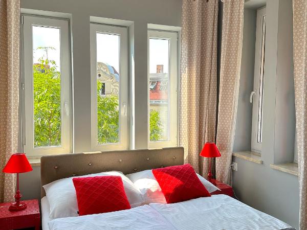 Expolis Residence - City Center MTP TARGI - 24h #betterthanyourEX : photo 6 de la chambre chambre quadruple premium