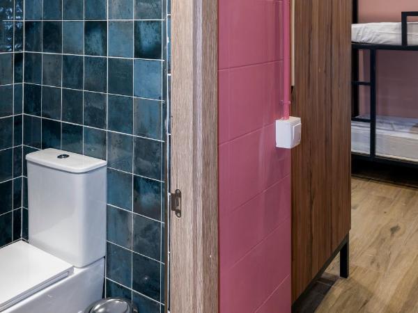 SOM Hostel By The Venue : photo 7 de la chambre lit dans dortoir pour femmes de 6 lits