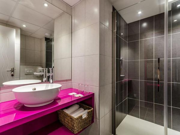 Hôtel Saint Louis de France : photo 3 de la chambre chambre lits jumeaux