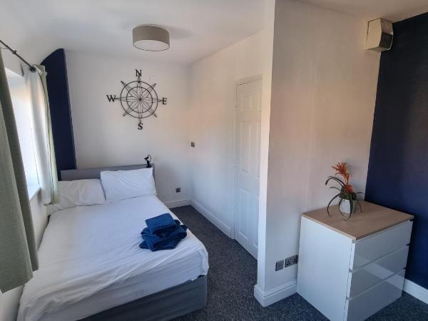 En suite room with kitchen facilities : photo 5 de la chambre chambre double avec salle de bains privative