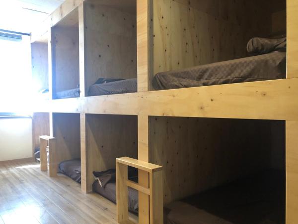 MAKOTO GUESTHOUSE -Enjoy your stay- : photo 2 de la chambre lit superposé dans dortoir mixte