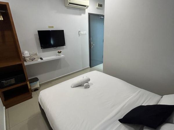 Pets and Family Guesthouse Kota Laksamana, Melaka : photo 4 de la chambre chambre double ou lits jumeaux avec salle de bains