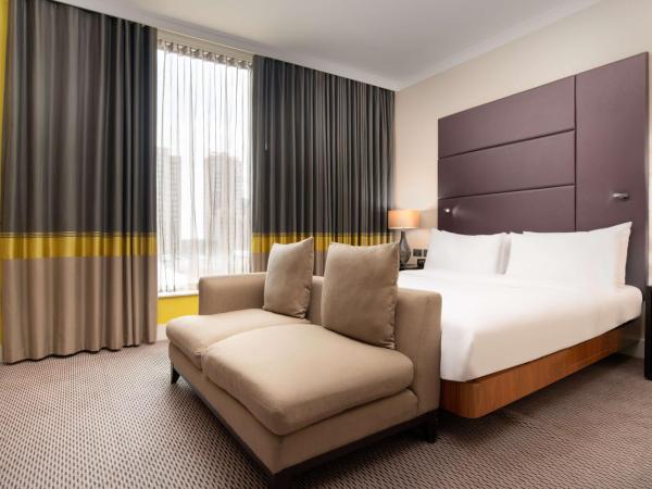 Hilton London Wembley : photo 1 de la chambre suite 1 chambre lit king-size
