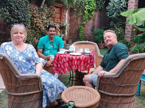 Bristows Haveli Homestay : photo 4 de la chambre chambre triple avec salle de bains