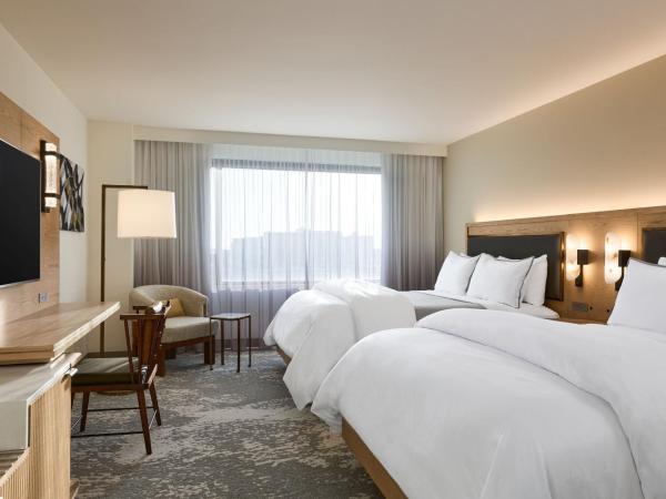 The Westin Los Angeles Airport : photo 1 de la chambre deluxe, guest room, 2 queens