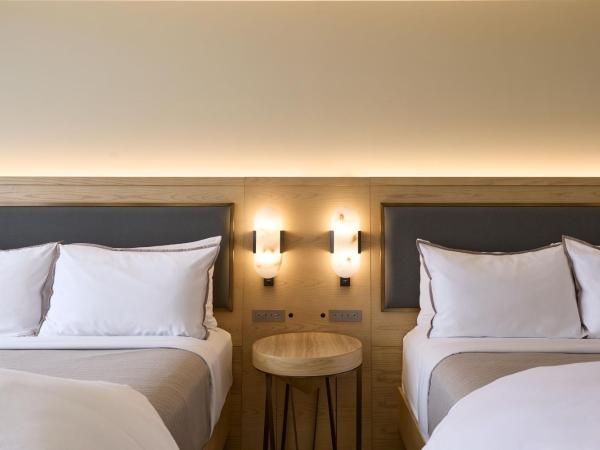 The Westin Los Angeles Airport : photo 3 de la chambre deluxe, guest room, 2 queens