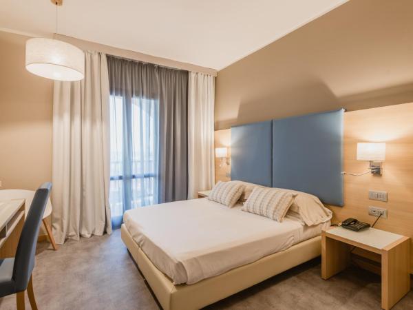 Hotel Calabona : photo 1 de la chambre chambre double ou lits jumeaux - vue sur mer