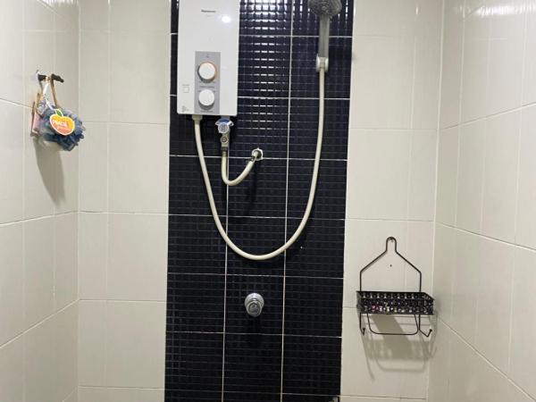 Wakaka Hostel : photo 4 de la chambre lit dans dortoir pour femmes de 4 lits