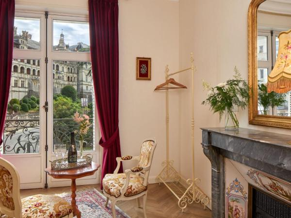 Hôtel De France Et De Guise - 1891 : photo 1 de la chambre chambre double deluxe avec vue sur château