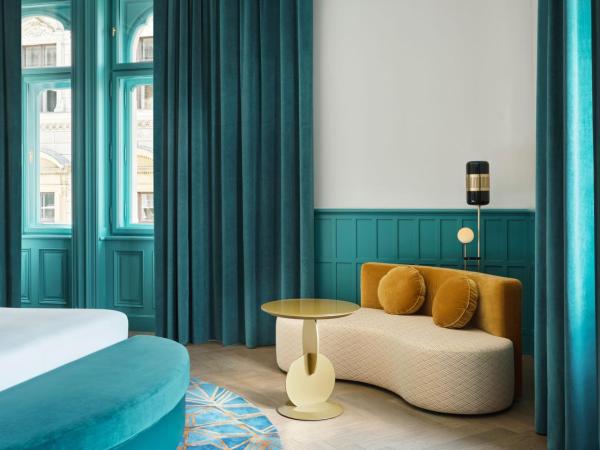 W Budapest : photo 2 de la chambre cool corner suite king with city view