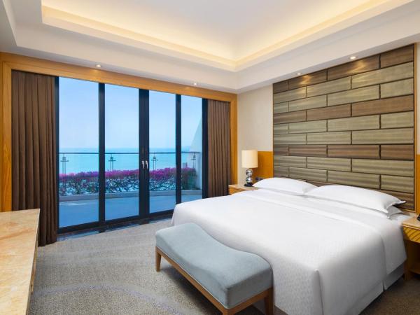 Four Points by Sheraton Hainan, Sanya : photo 5 de la chambre  full ocean view family suite with two king bed