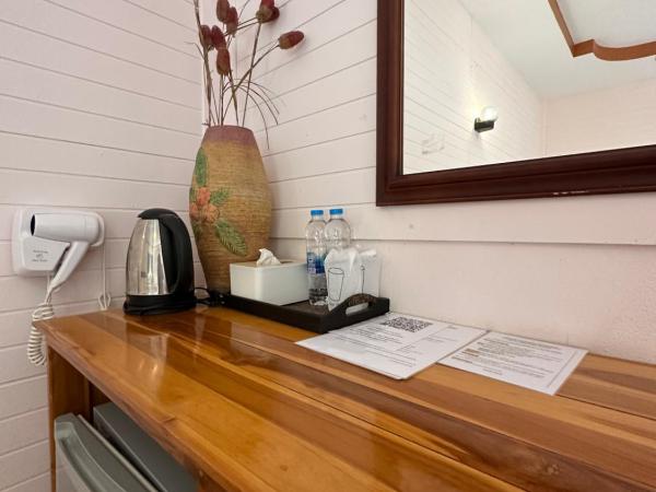 ชอว์ งาทอง รีสอร์ต Chor Ngar Thong Erawan Kanchanaburi : photo 3 de la chambre chambre lit king-size standard