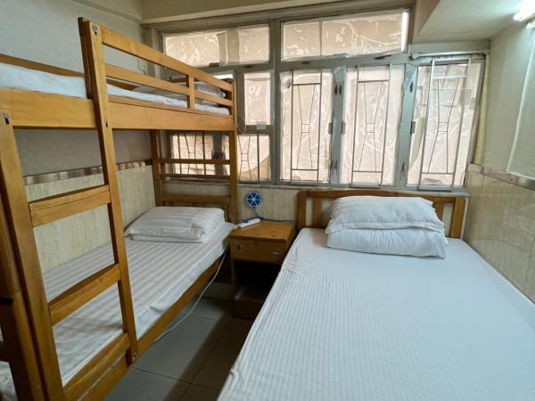 泰豪賓館 : photo 2 de la chambre chambre quadruple