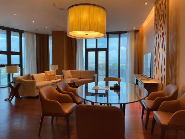 The OCT Harbour, Shenzhen - Marriott Executive Apartments : photo 6 de la chambre appartement 3 chambres
