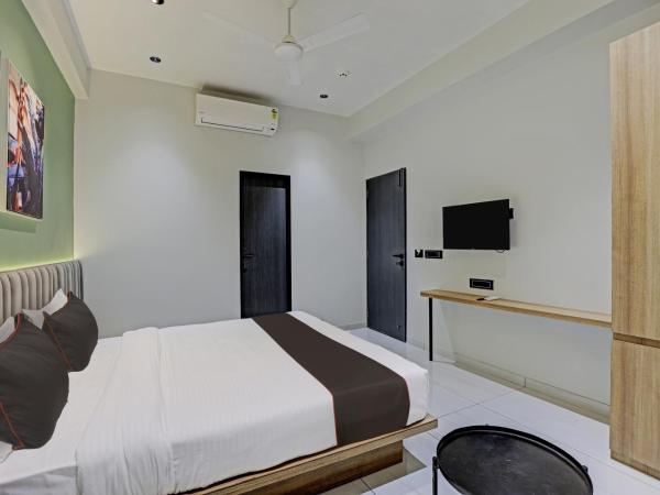 HOTEL LEE PLATINUM : photo 6 de la chambre chambre double avec balcon