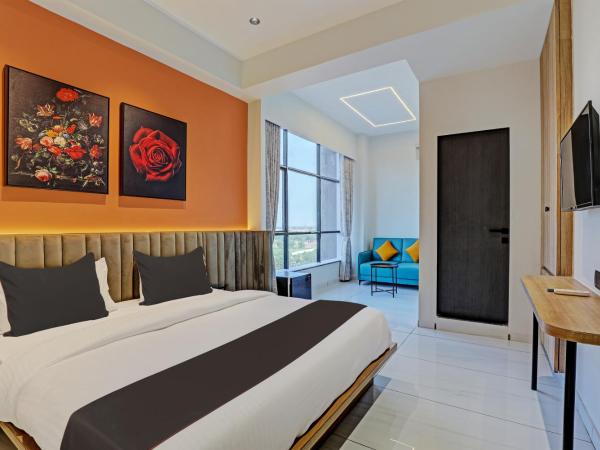 HOTEL LEE PLATINUM : photo 1 de la chambre chambre double supérieure