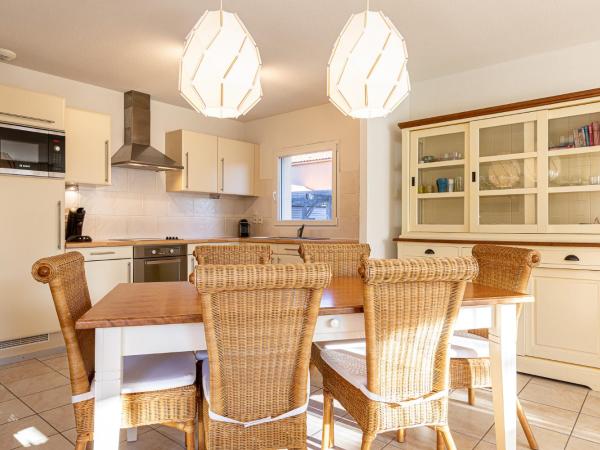 Oasis Les Jardins des Sables d'Olonne : photo 5 de la chambre villa 3 chambres avec piscine privée