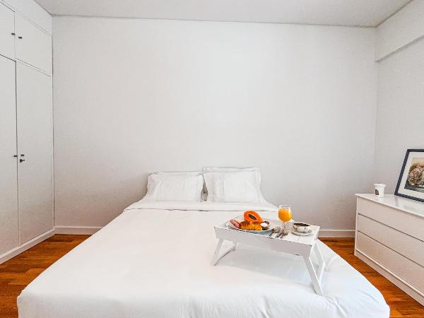 Seaside Elegance and Tranquility: Your Luxurious Porto Getaway : photo 3 de la chambre chambre double deluxe avec balcon